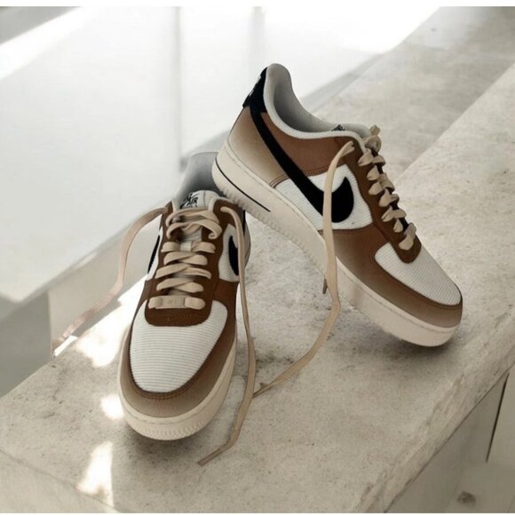 NIKE Womens Air Force 1 Low '07 Ale Brown Sanddrift Sneakers Size 10 - Picture 1 of 6